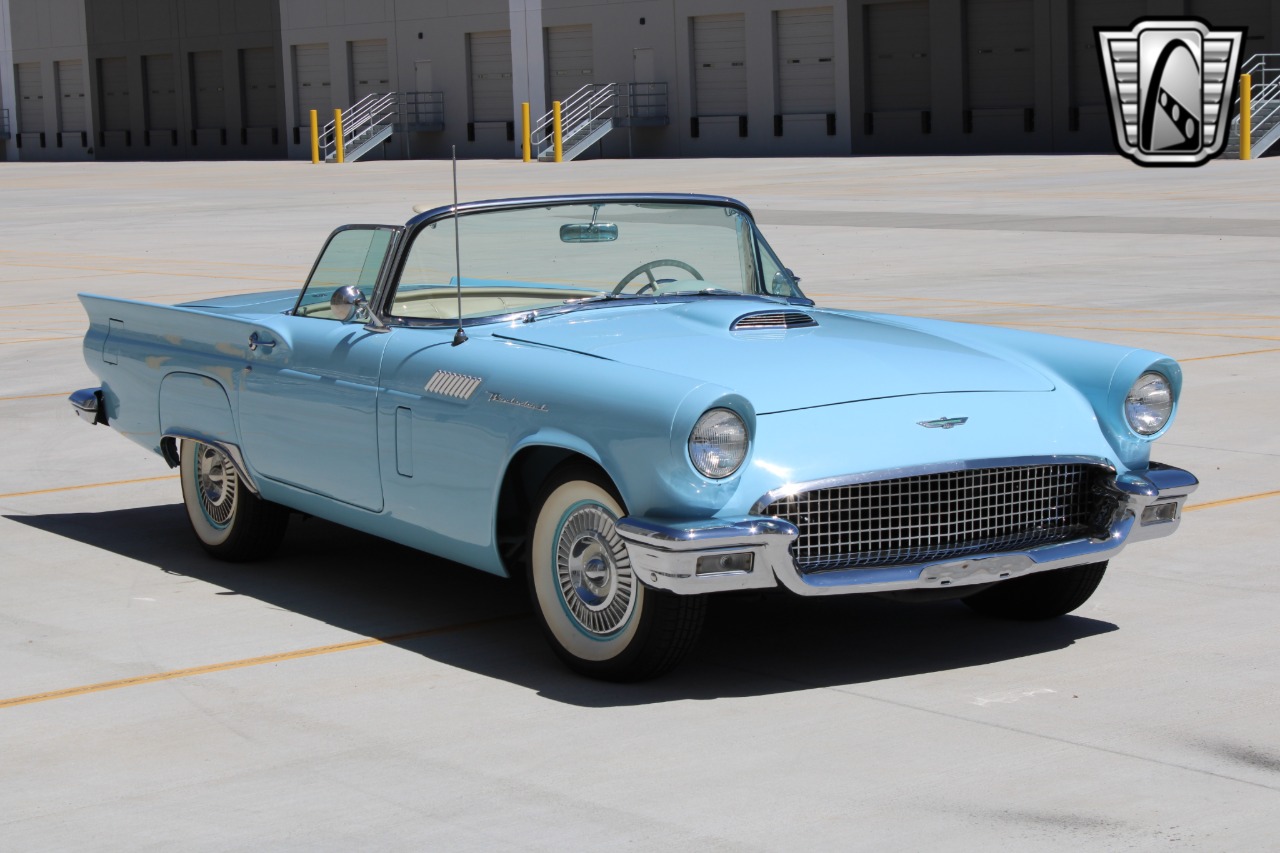 1957 Ford Thunderbird 5