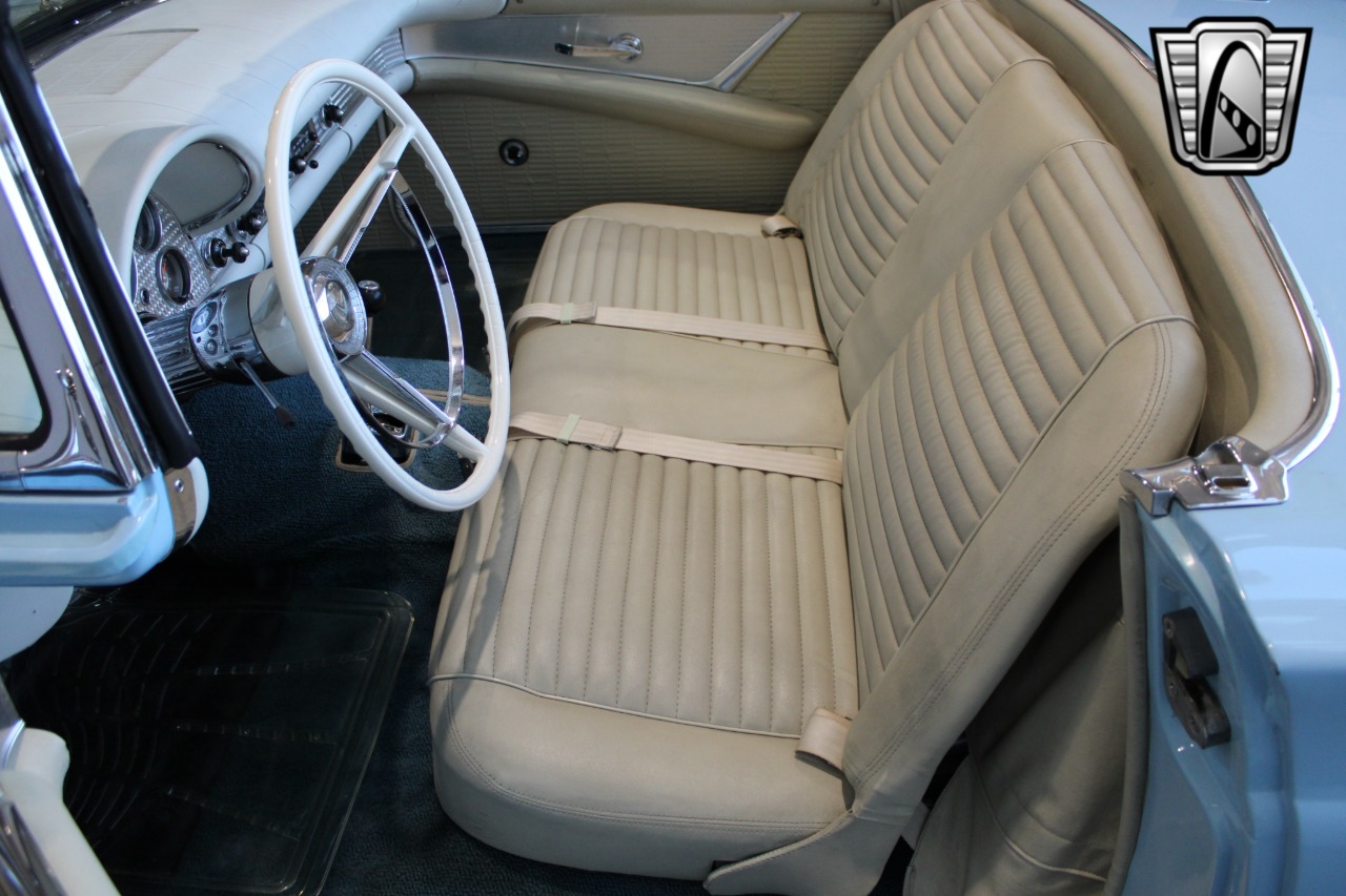 1957 Ford Thunderbird 25