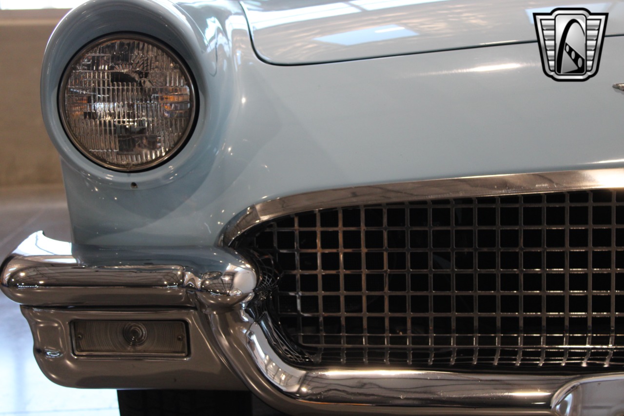 1957 Ford Thunderbird 47