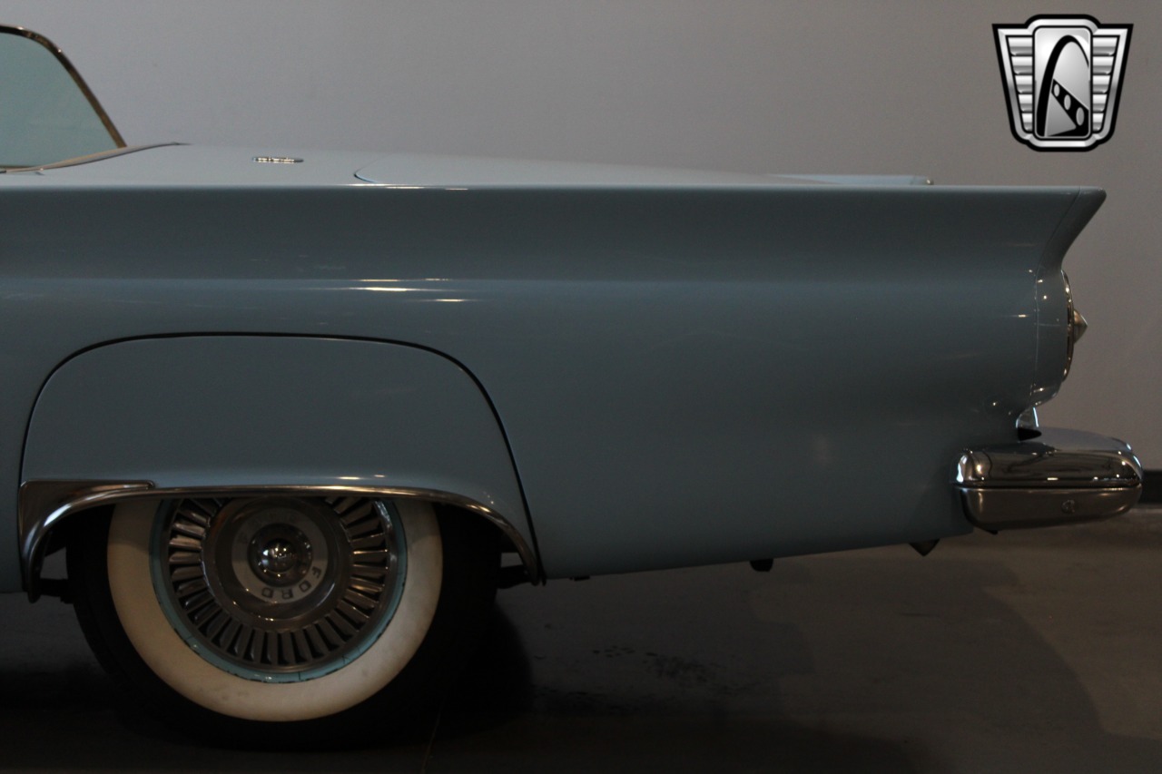 1957 Ford Thunderbird 96