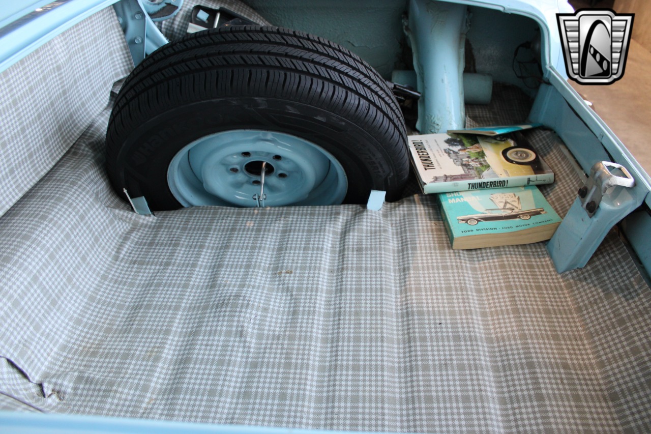 1957 Ford Thunderbird 83