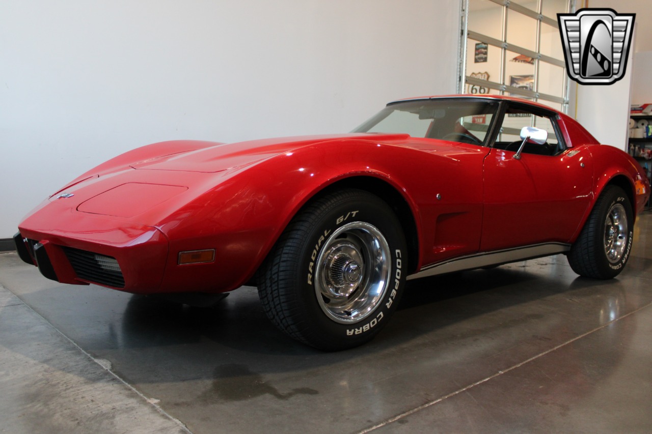 1977 Chevrolet Corvette 21