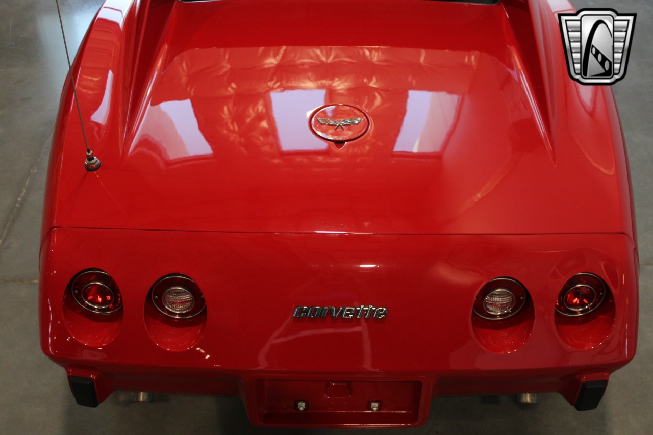 1977 Chevrolet Corvette 43