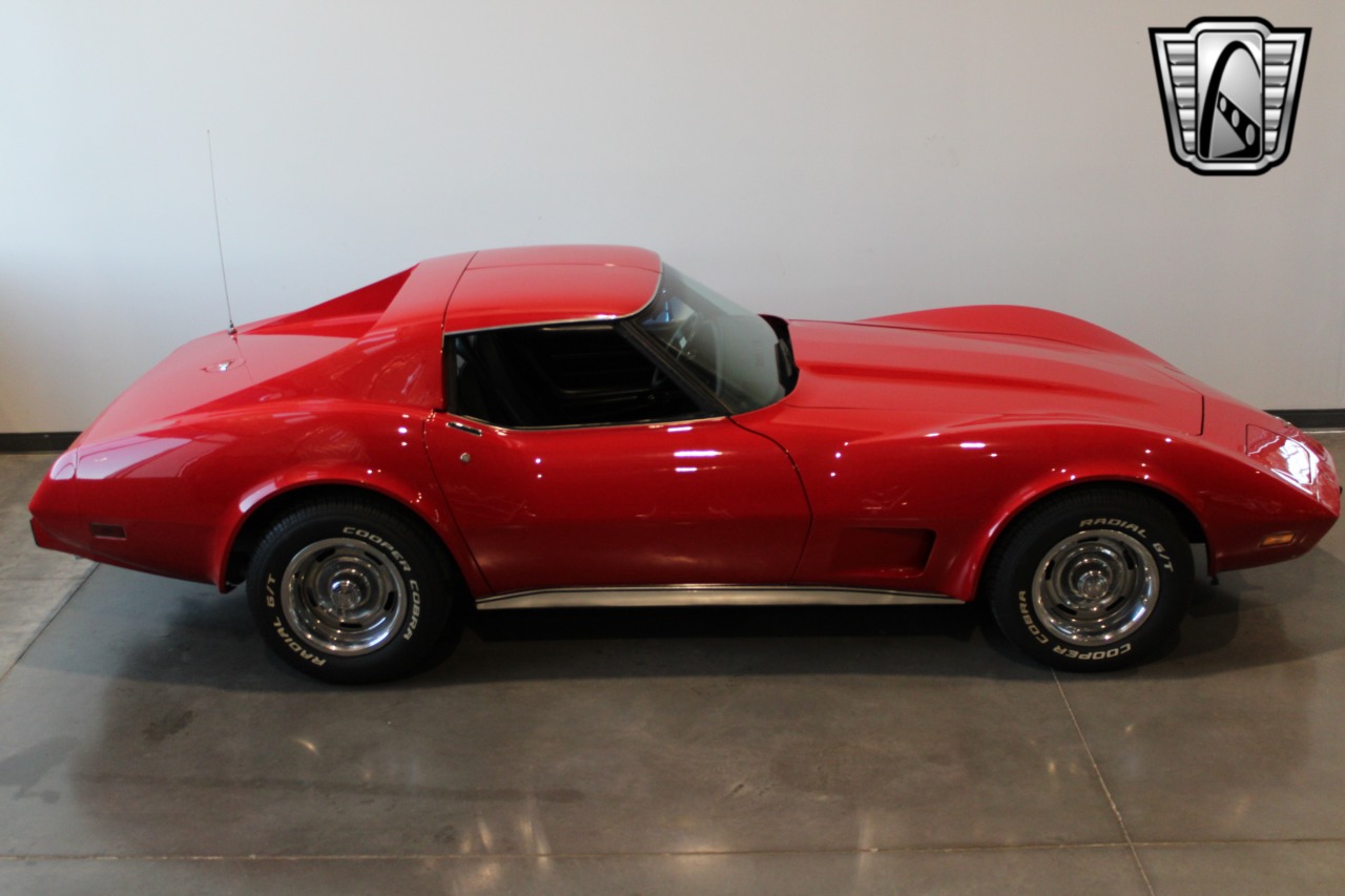 1977 Chevrolet Corvette 8