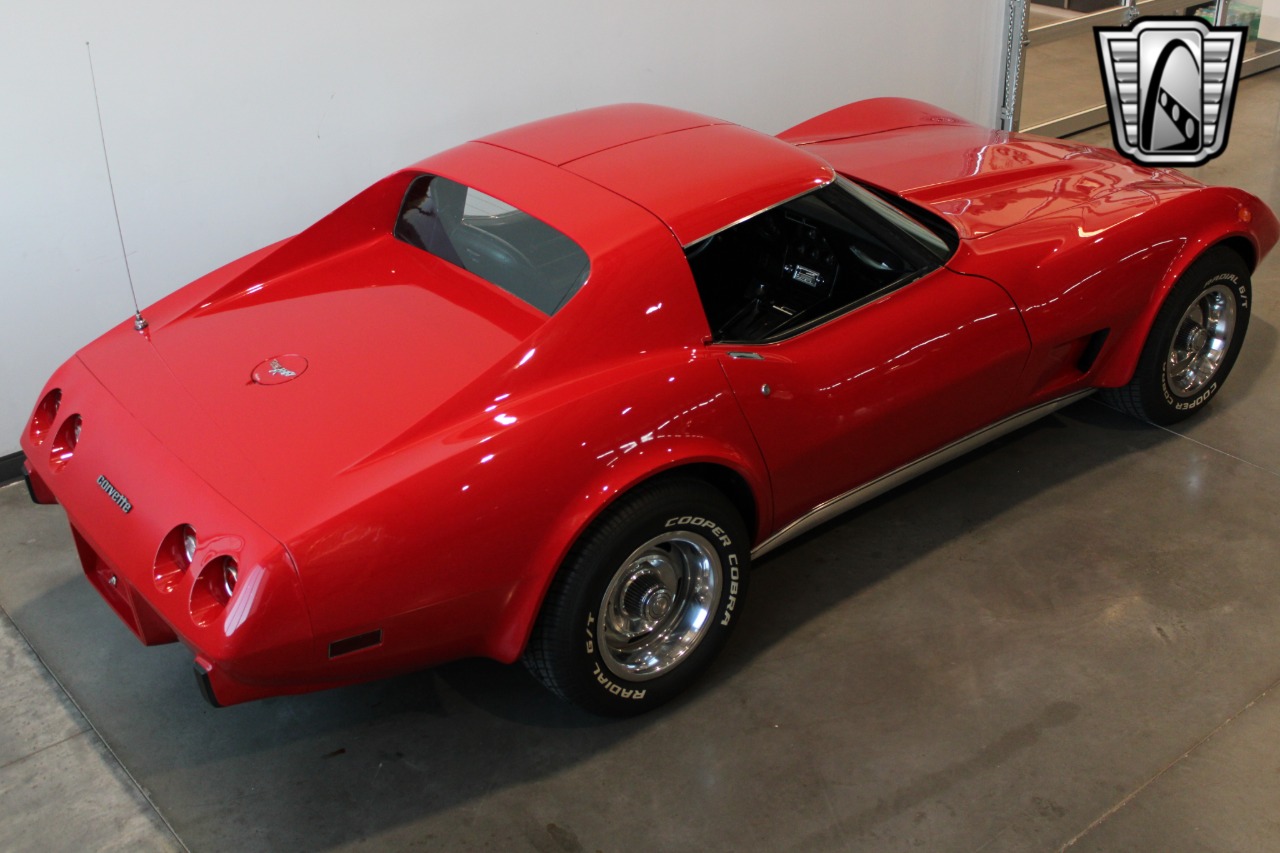 1977 Chevrolet Corvette 9
