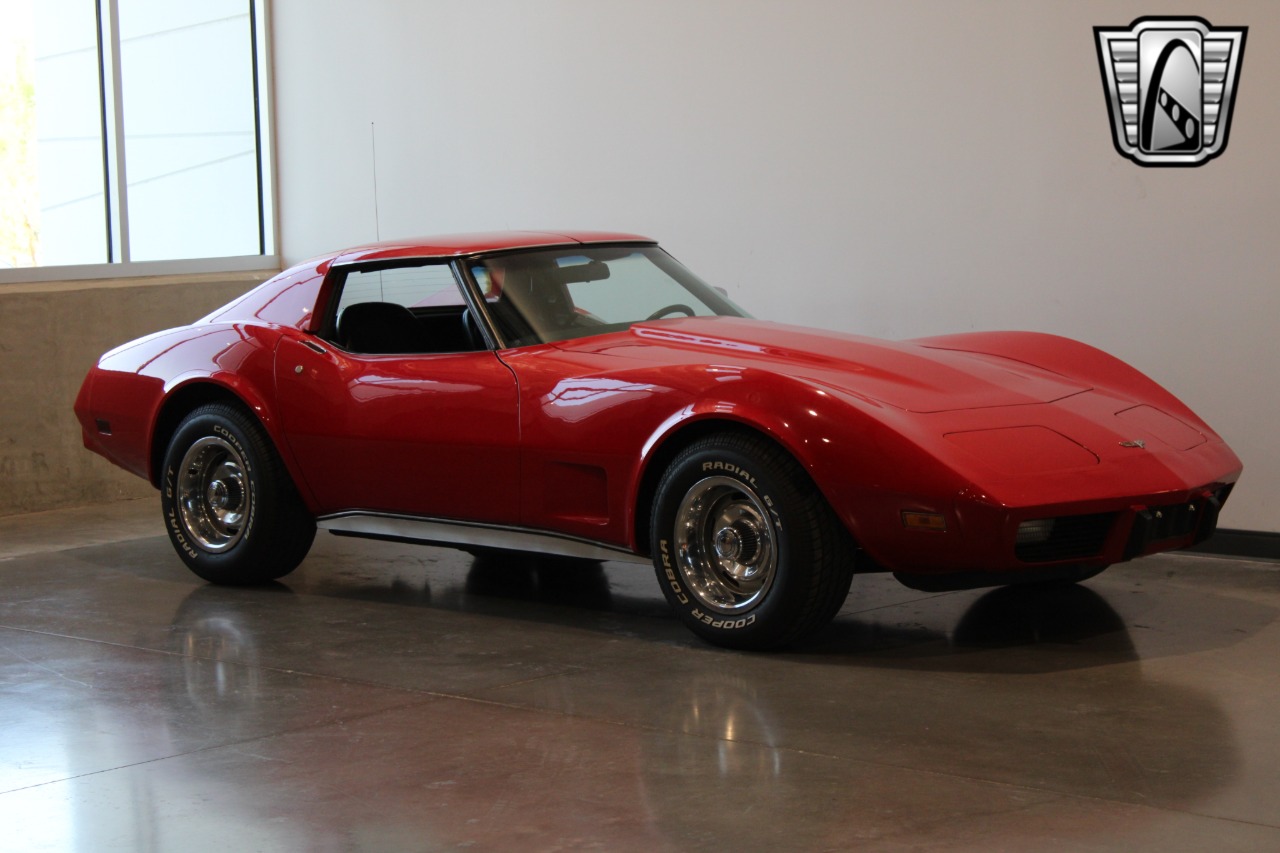 1977 Chevrolet Corvette 11