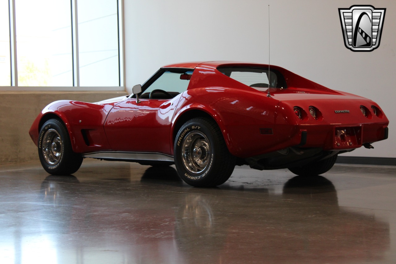 1977 Chevrolet Corvette 19