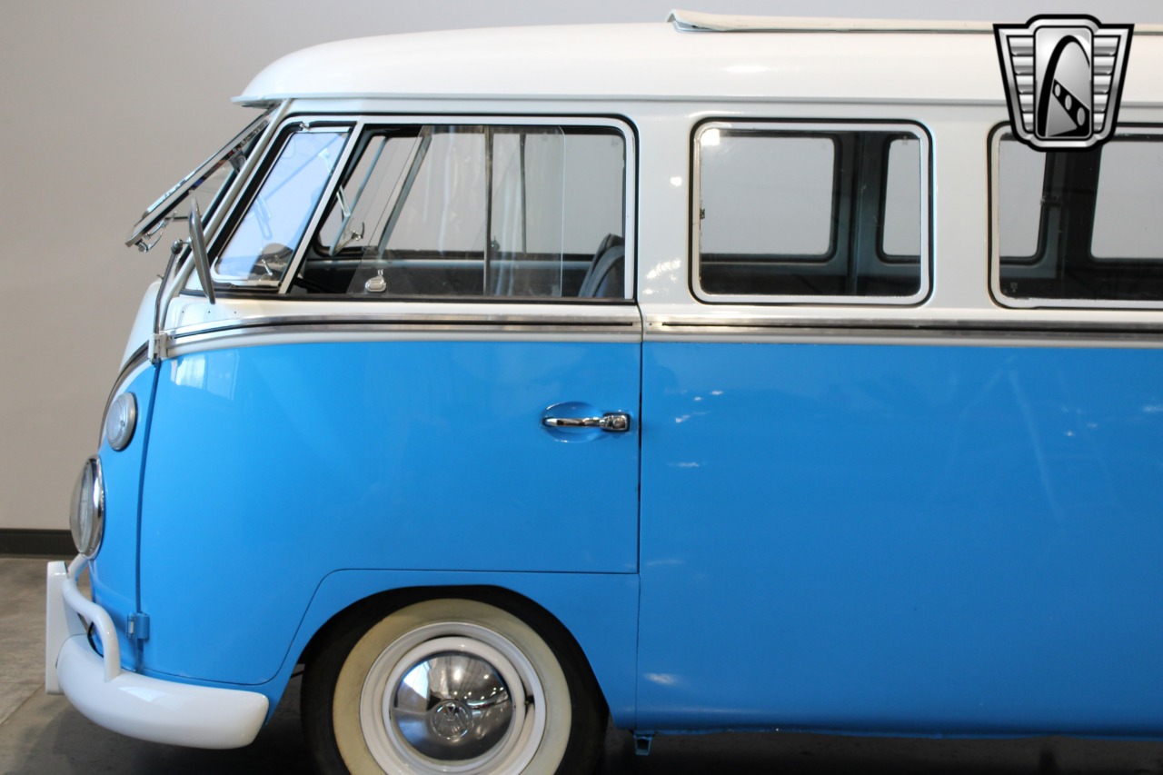 1967 Volkswagen Type 2 38