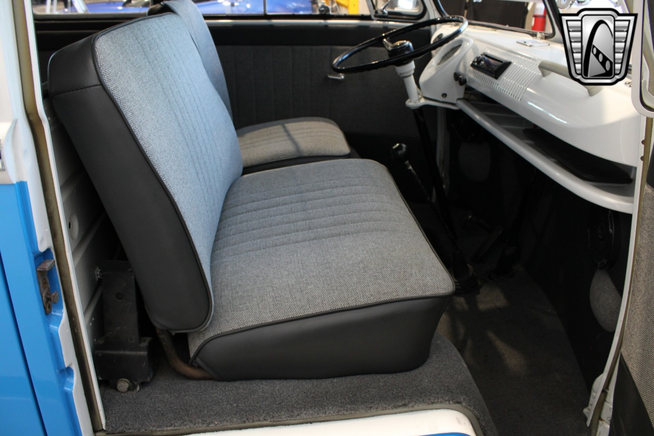1967 Volkswagen Type 2 22