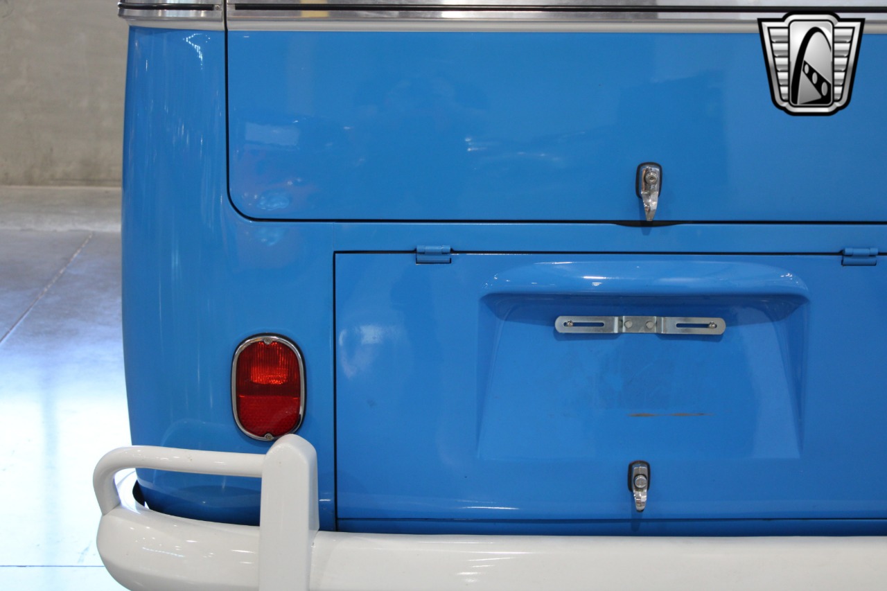 1967 Volkswagen Type 2 43