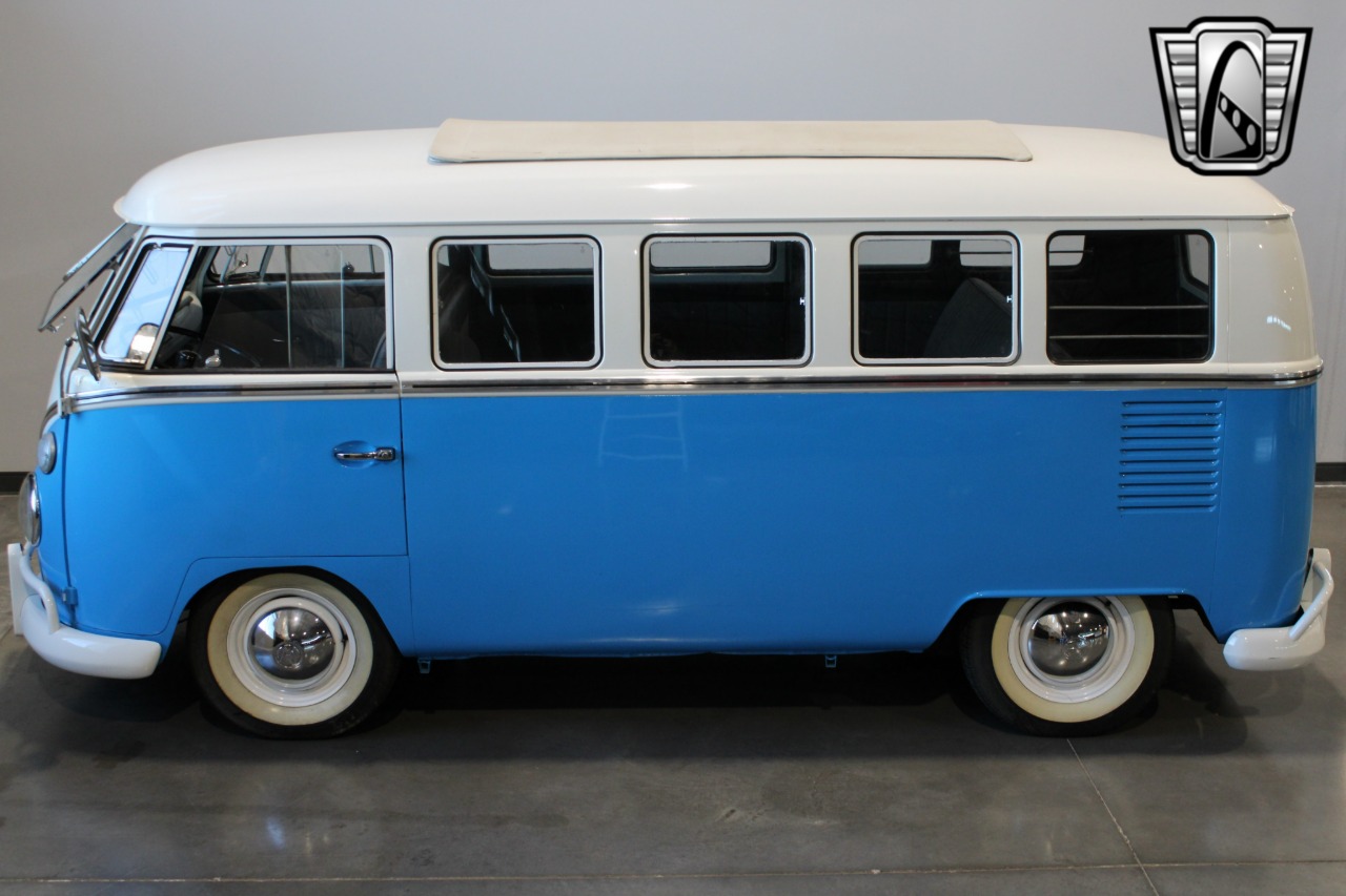 1967 Volkswagen Type 2 12