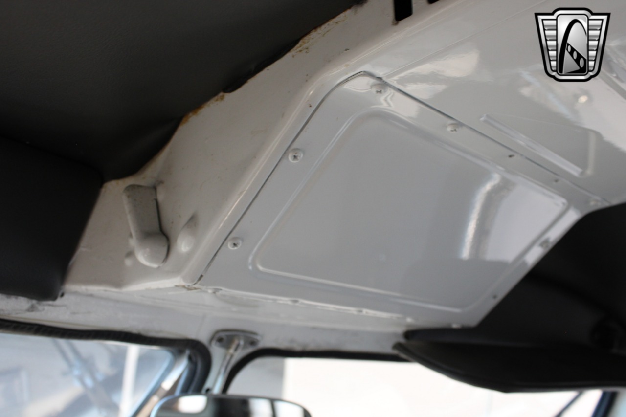 1967 Volkswagen Type 2 82