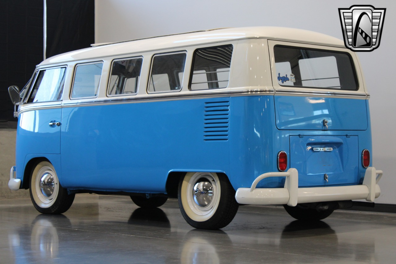 1967 Volkswagen Type 2 19