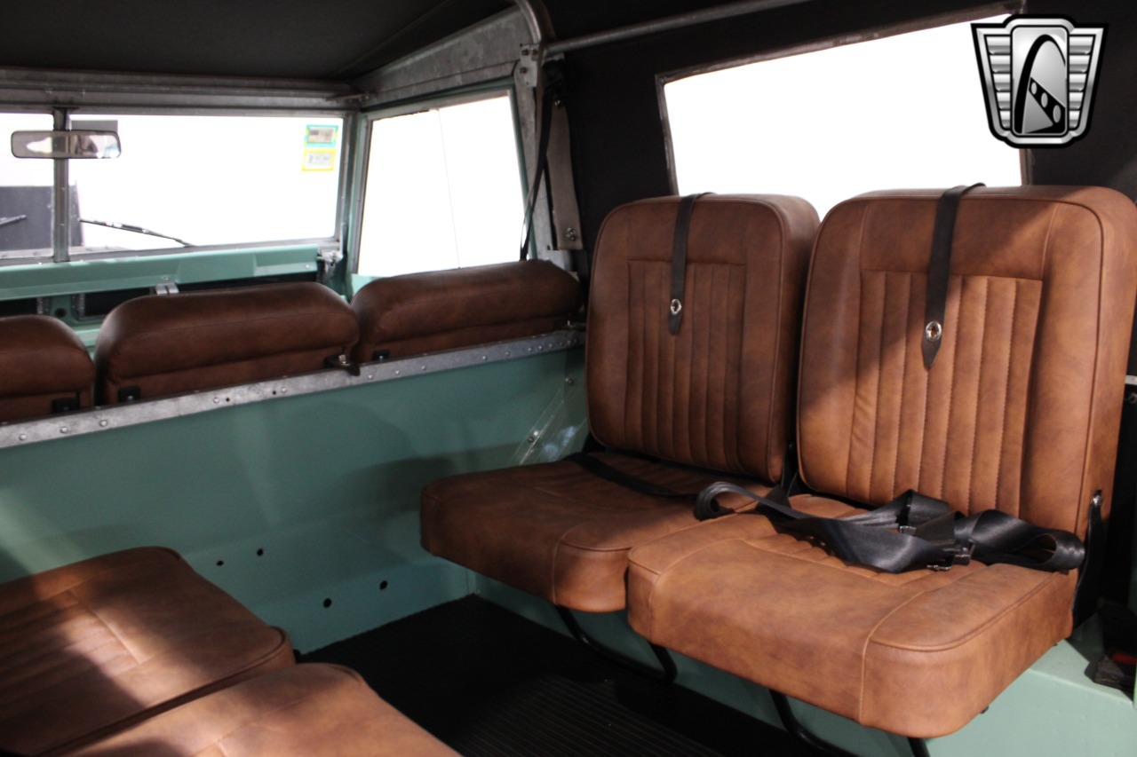 1969 Land Rover Series IIA 26
