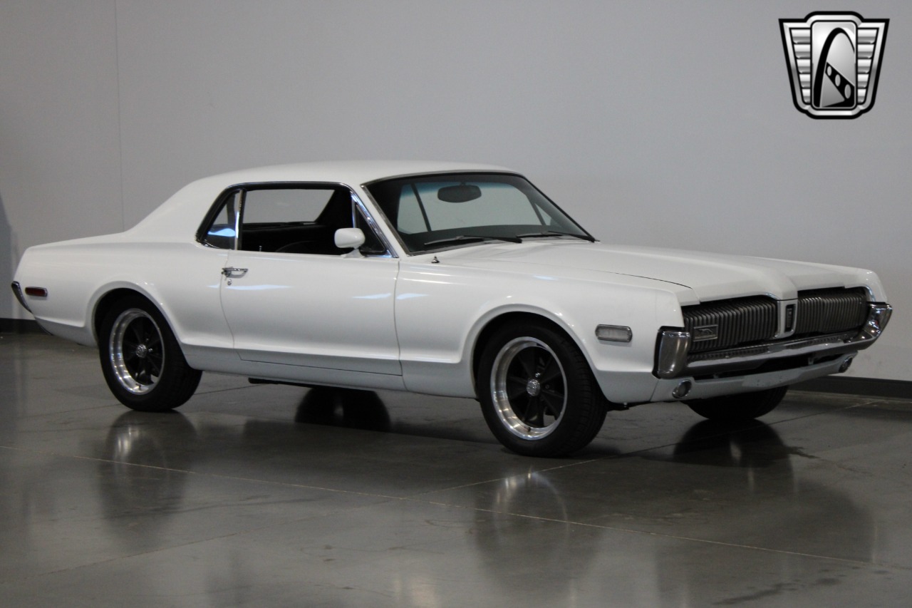 1968 Mercury Cougar 32