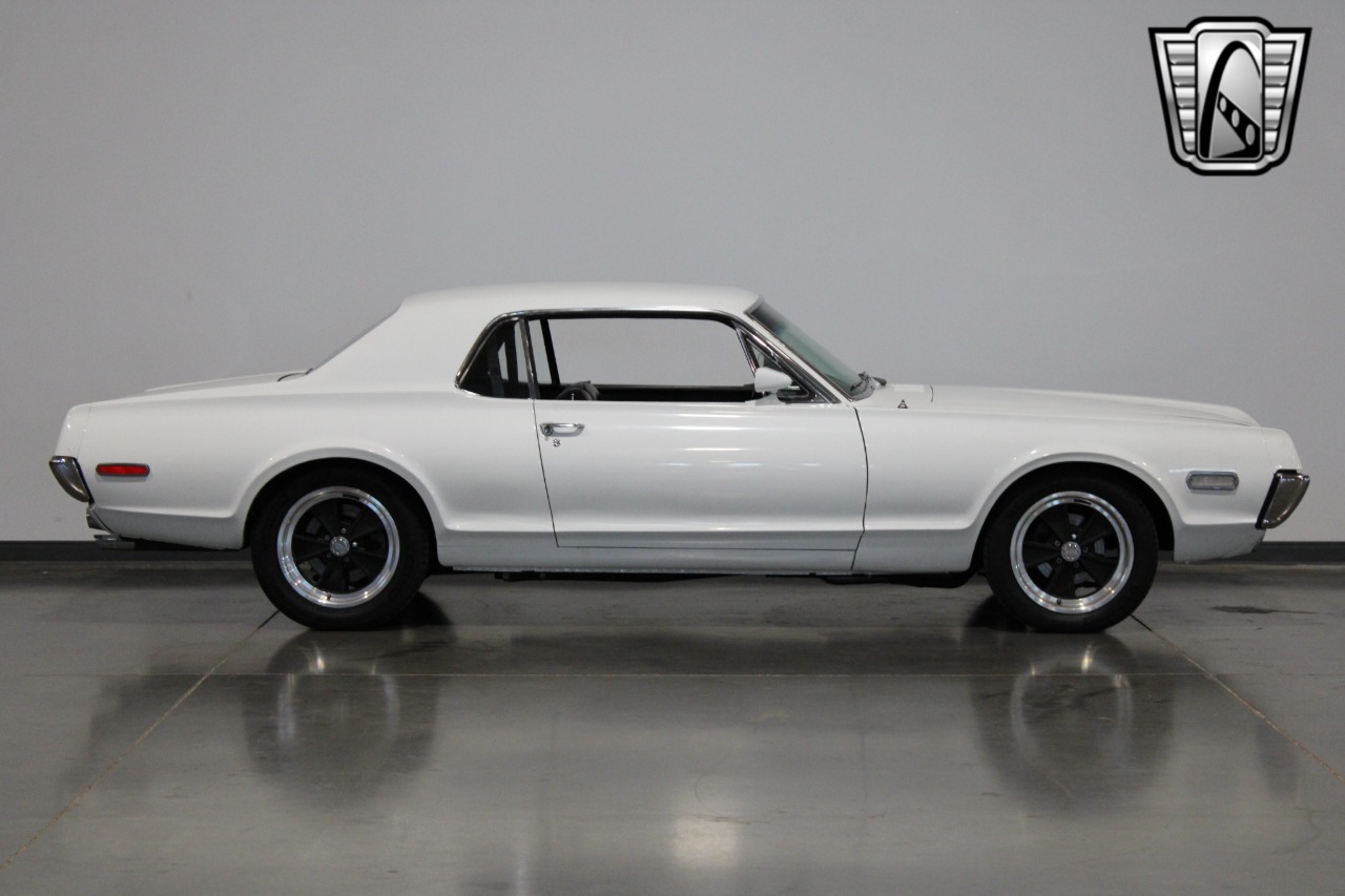 1968 Mercury Cougar 33