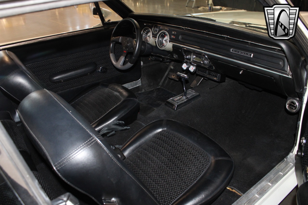 1968 Mercury Cougar 31