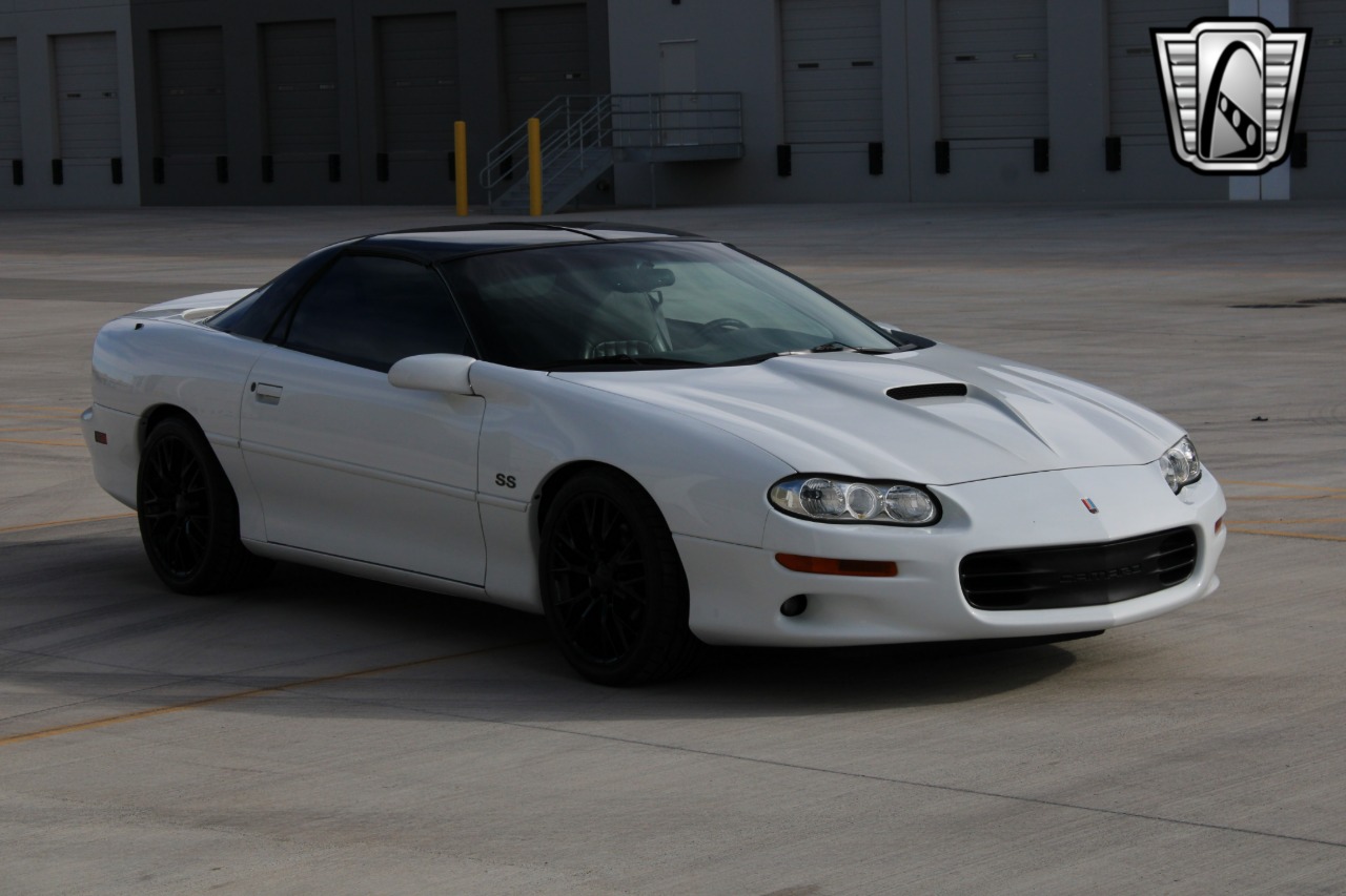 1998 Chevrolet Camaro 4