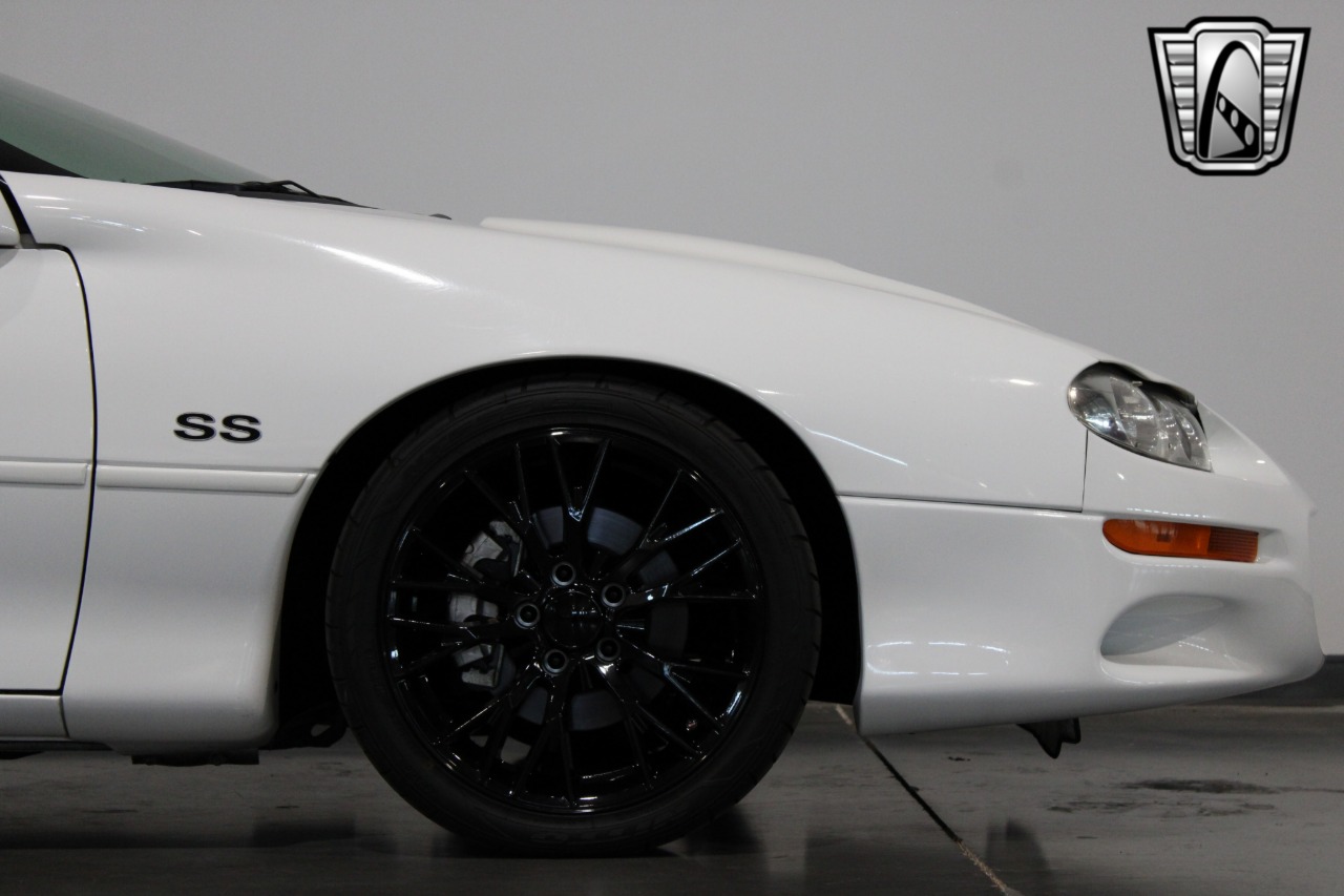 1998 Chevrolet Camaro 38