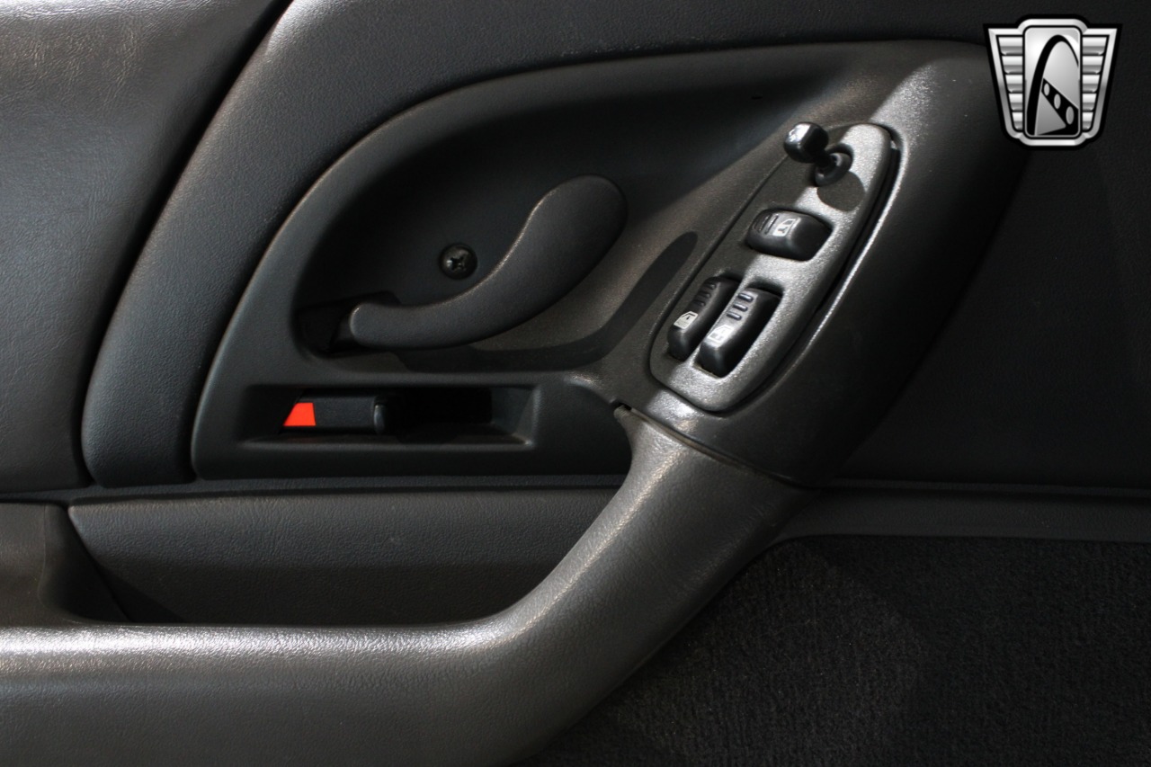 1998 Chevrolet Camaro 90