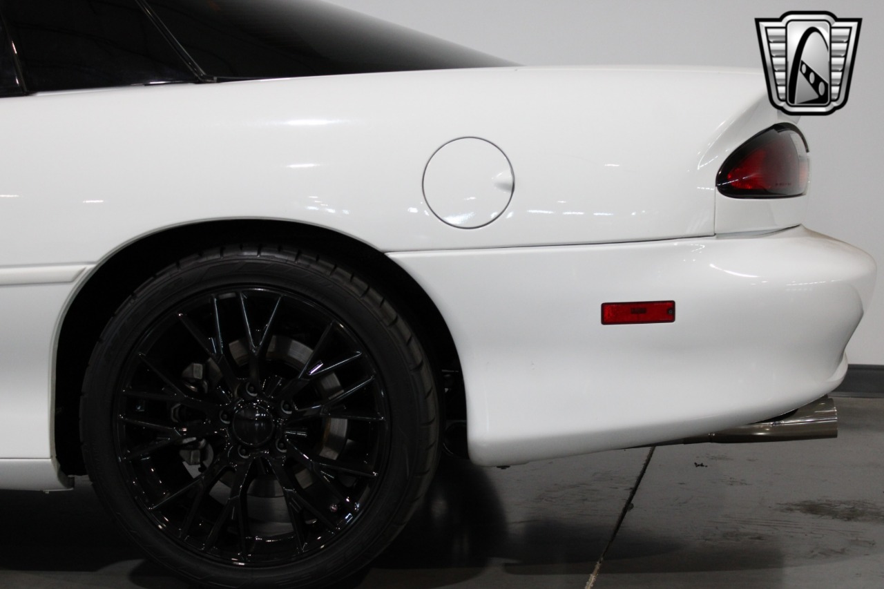 1998 Chevrolet Camaro 68