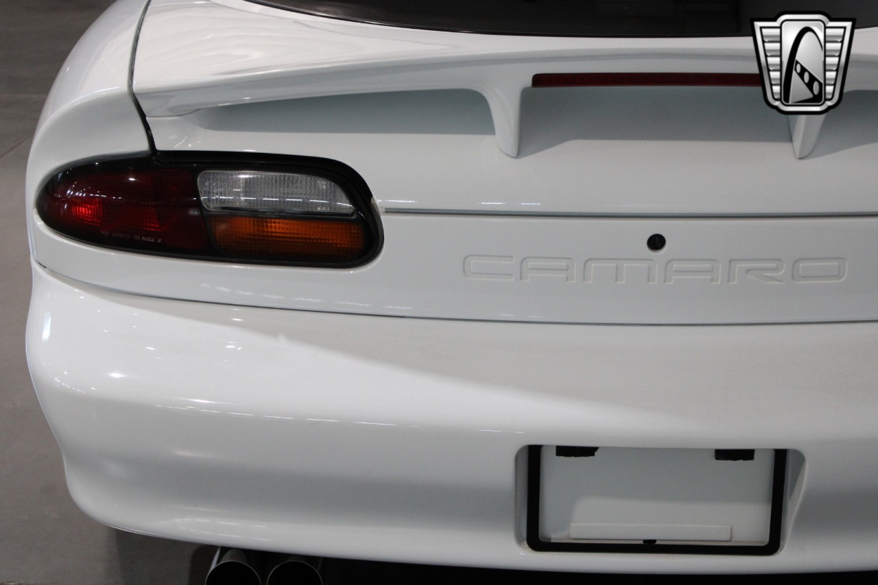 1998 Chevrolet Camaro 71