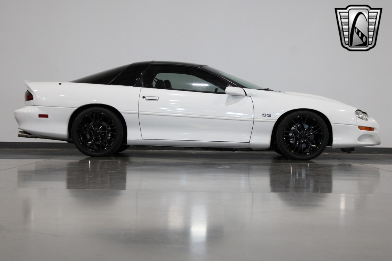 1998 Chevrolet Camaro 24