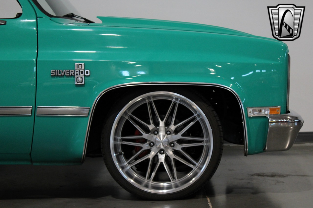 1986 Chevrolet C10 45