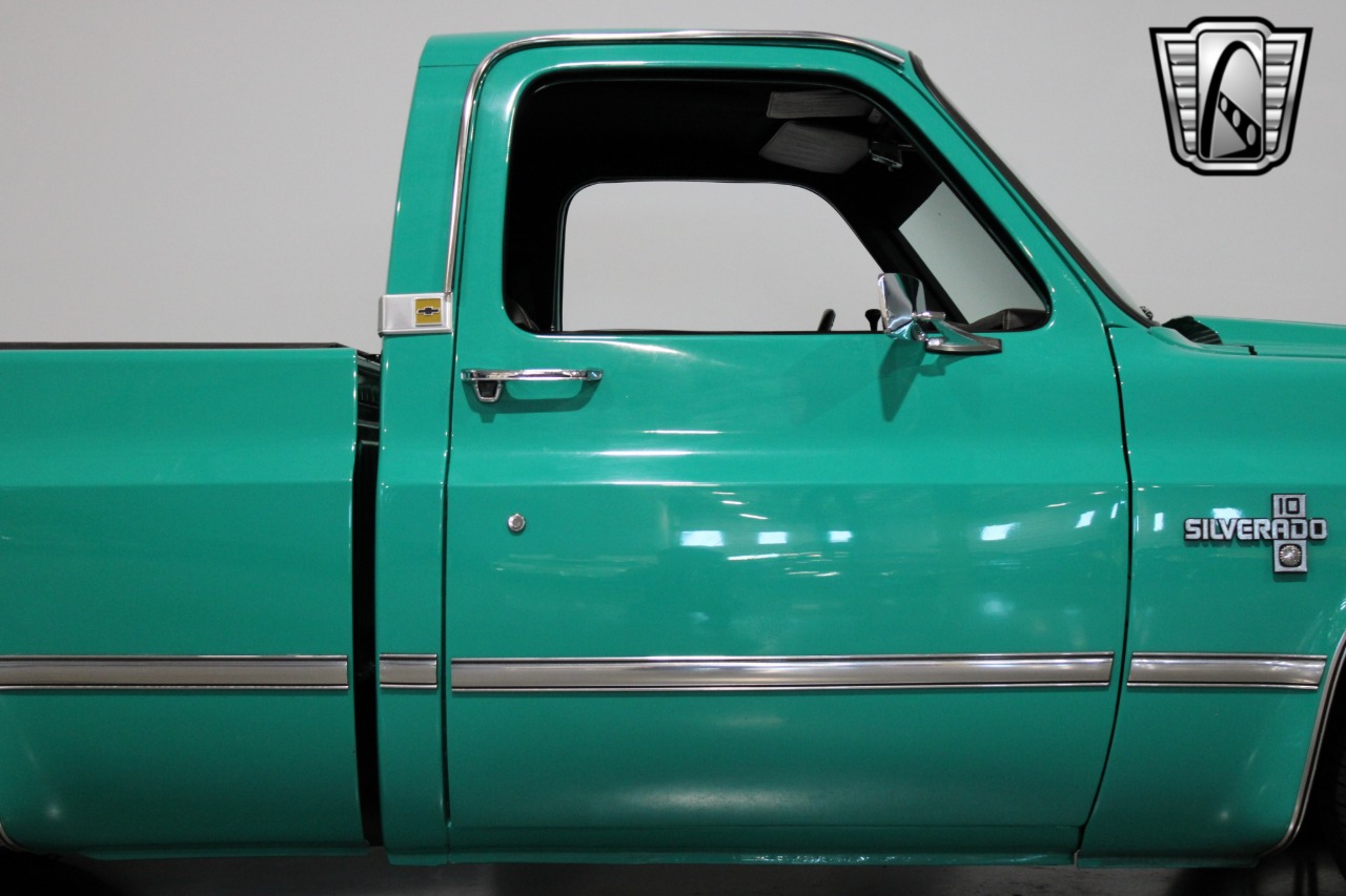 1986 Chevrolet C10 46