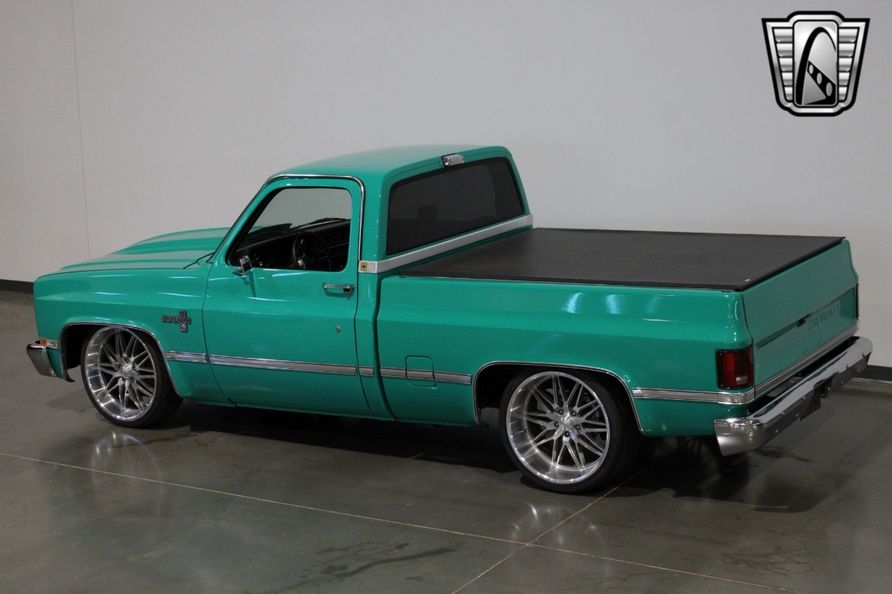 1986 Chevrolet C10 11