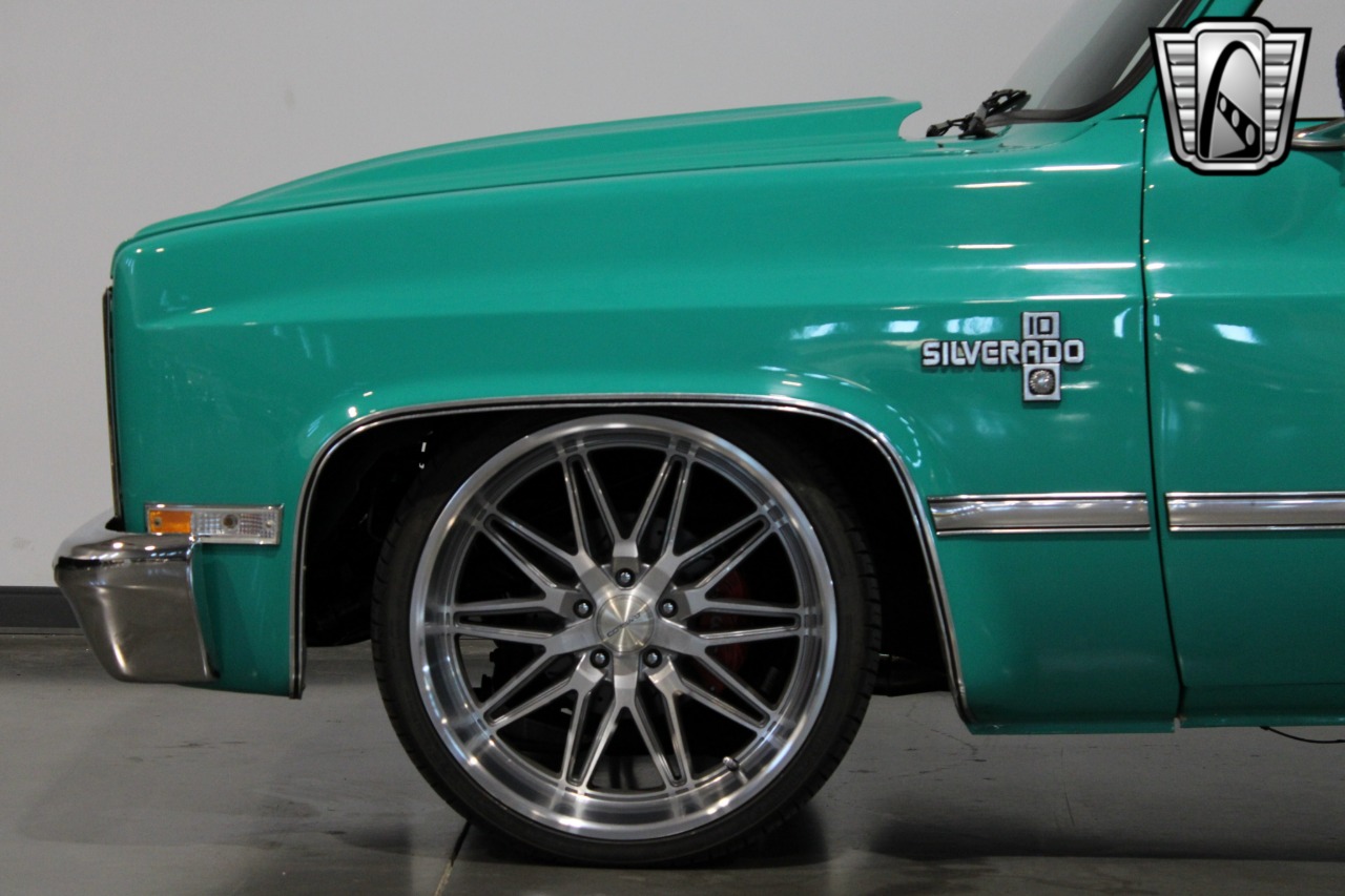 1986 Chevrolet C10 73