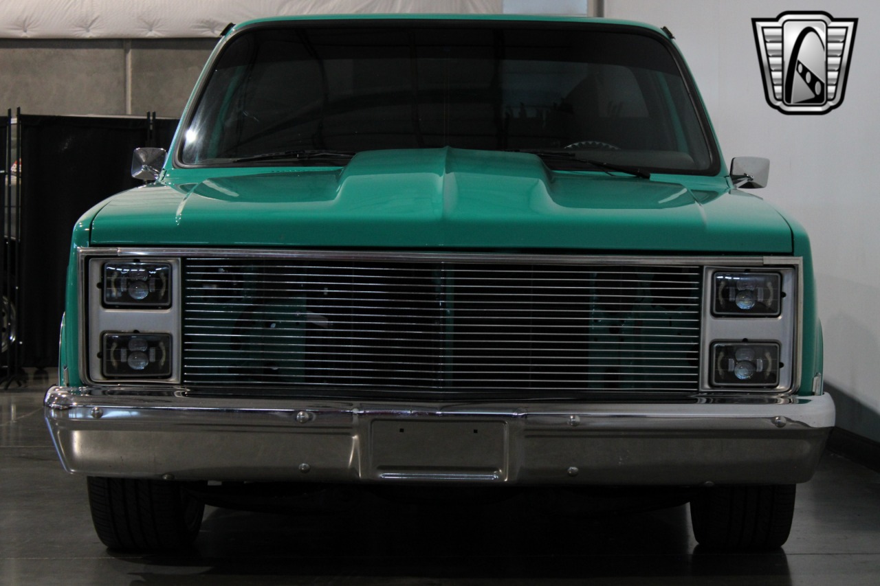 1986 Chevrolet C10 32