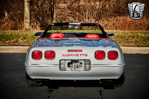1996 Chevrolet Corvette image 12