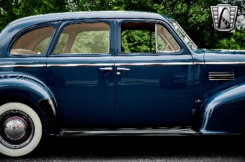 1939 Pontiac Deluxe image 31