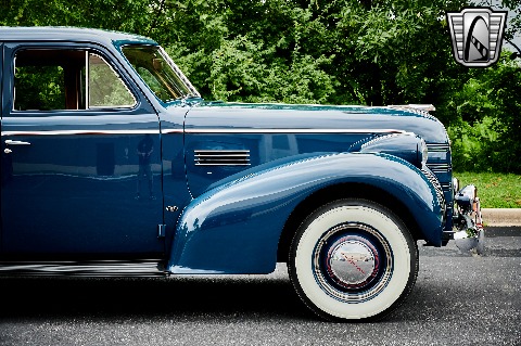 1939 Pontiac Deluxe image 32