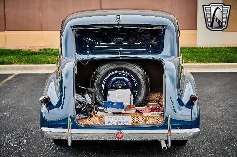1939 Pontiac Deluxe image 114