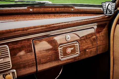 1939 Pontiac Deluxe image 97