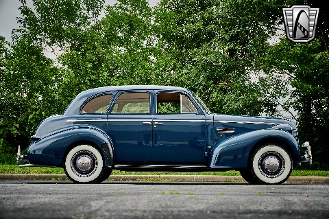 1939 Pontiac Deluxe image 20