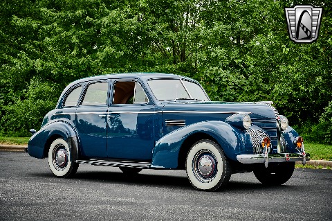1939 Pontiac Deluxe image 22