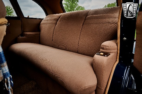 1939 Pontiac Deluxe image 101