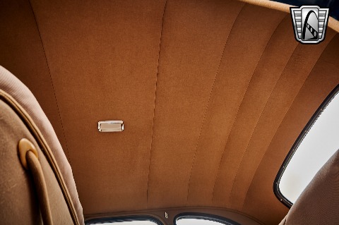 1939 Pontiac Deluxe image 102