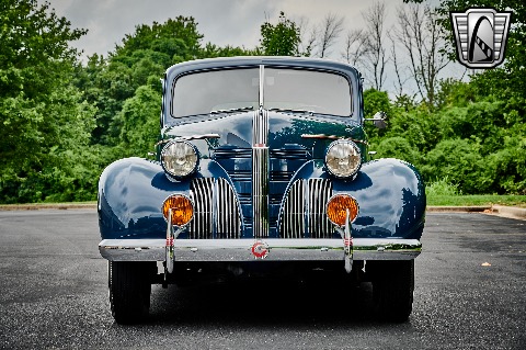 1939 Pontiac Deluxe image 25