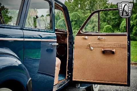 1939 Pontiac Deluxe image 104