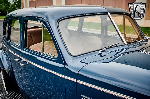 1939 Pontiac Deluxe image 79