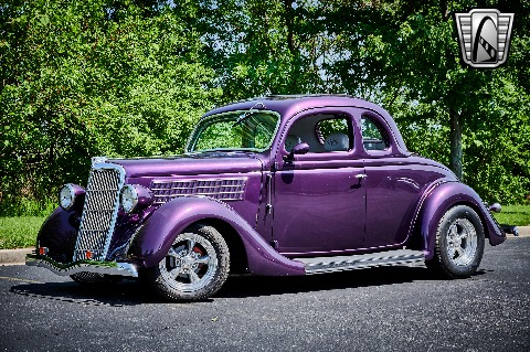 1935 Ford Coupe image 4