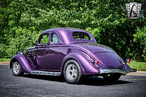 1935 Ford Coupe image 10