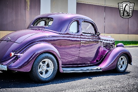 1935 Ford Coupe image 36