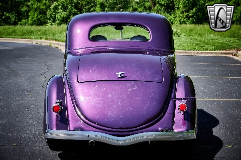 1935 Ford Coupe image 12