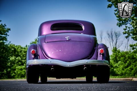 1935 Ford Coupe image 14
