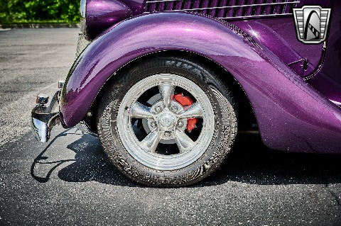 1935 Ford Coupe image 122